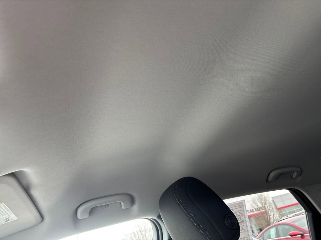 Used 2023 Chevrolet TrailBlazer LT w/ Convenience Package image 26