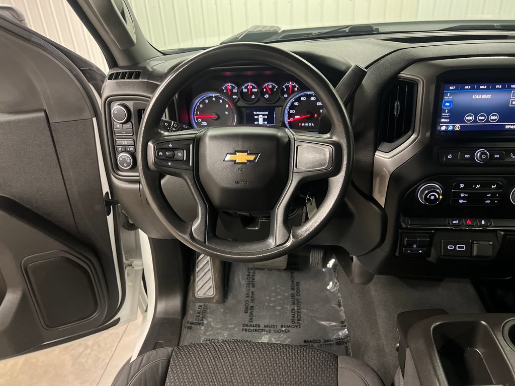 Certified 2022 Chevrolet Silverado 2500 Custom w/ Gooseneck/5TH Wheel Package AWD/4WD image 18