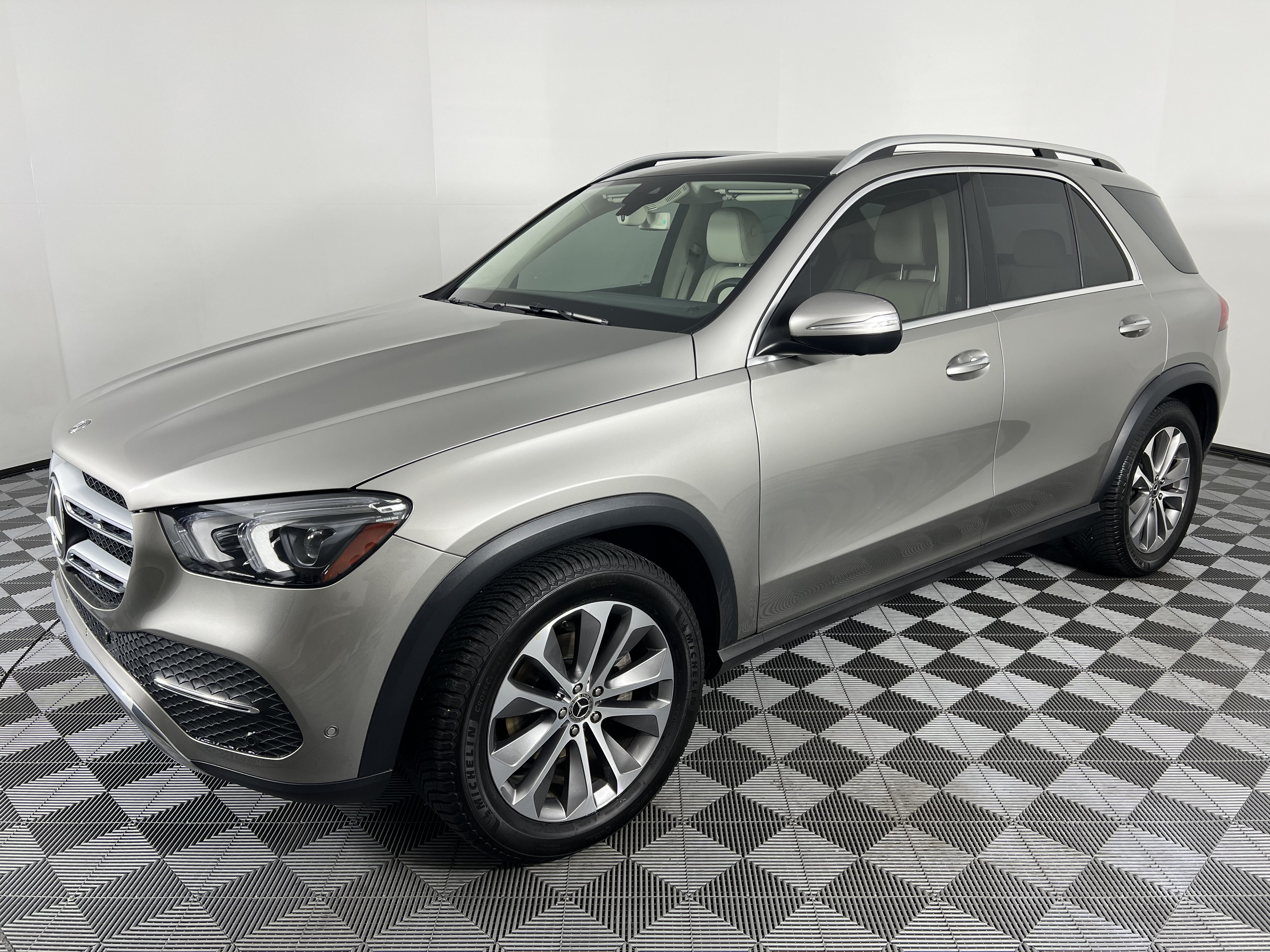 Certified 2020 Mercedes-Benz GLE 350 4MATIC image 8
