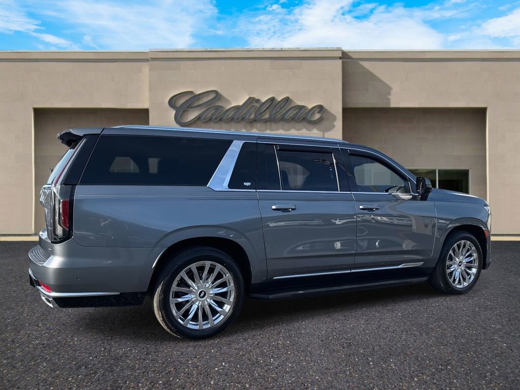 Certified 2022 Cadillac Escalade ESV Premium Luxury w/ Performance Package image 3