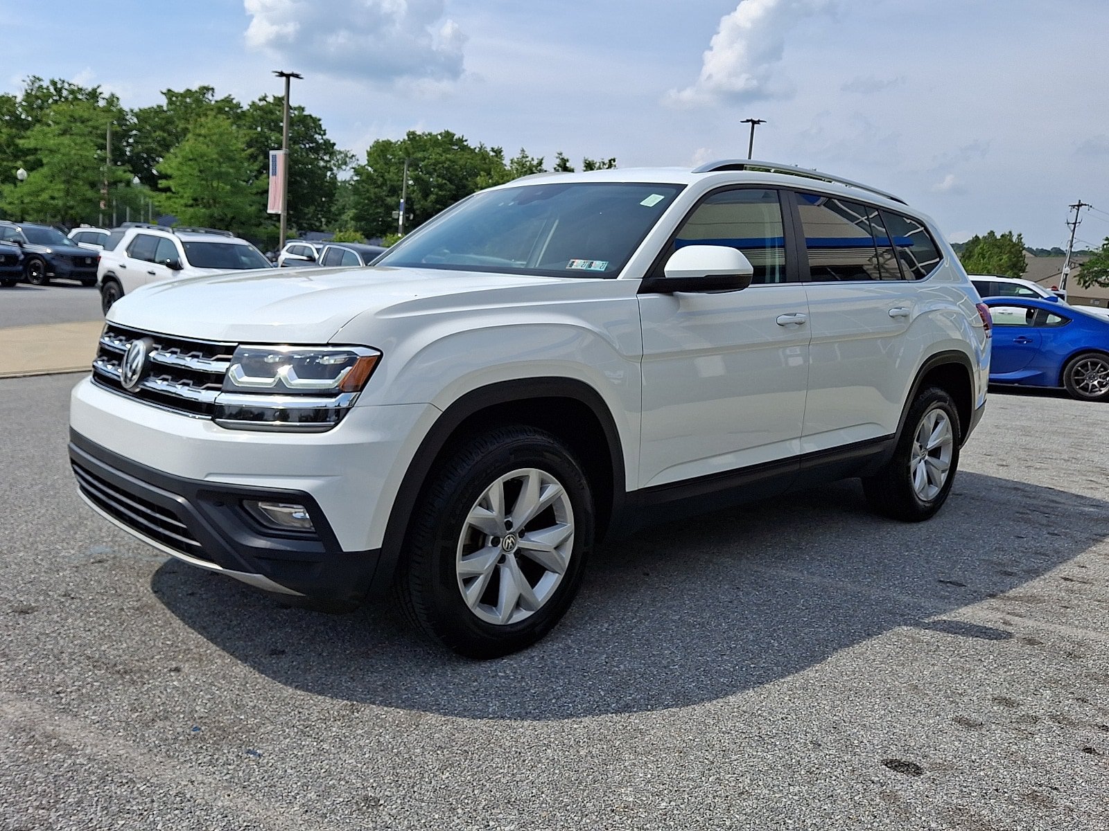 Used 2018 Volkswagen Atlas SE AWD/4WD image 3