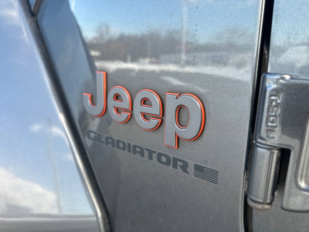 Used 2023 Jeep Gladiator Mojave w/ Cold Weather Group image 51