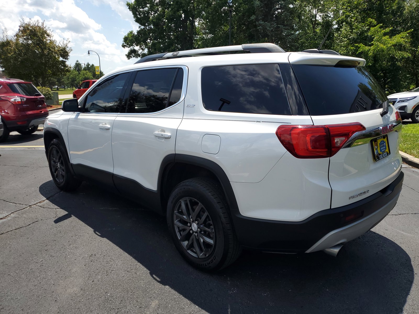 Used 2019 GMC Acadia SLT image 7
