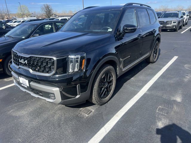 Used 2023 Kia Telluride SX Prestige X-Pro image 2