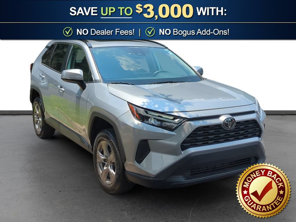 Used 2023 Toyota RAV4 XLE w/ Convenience Package FWD image 10