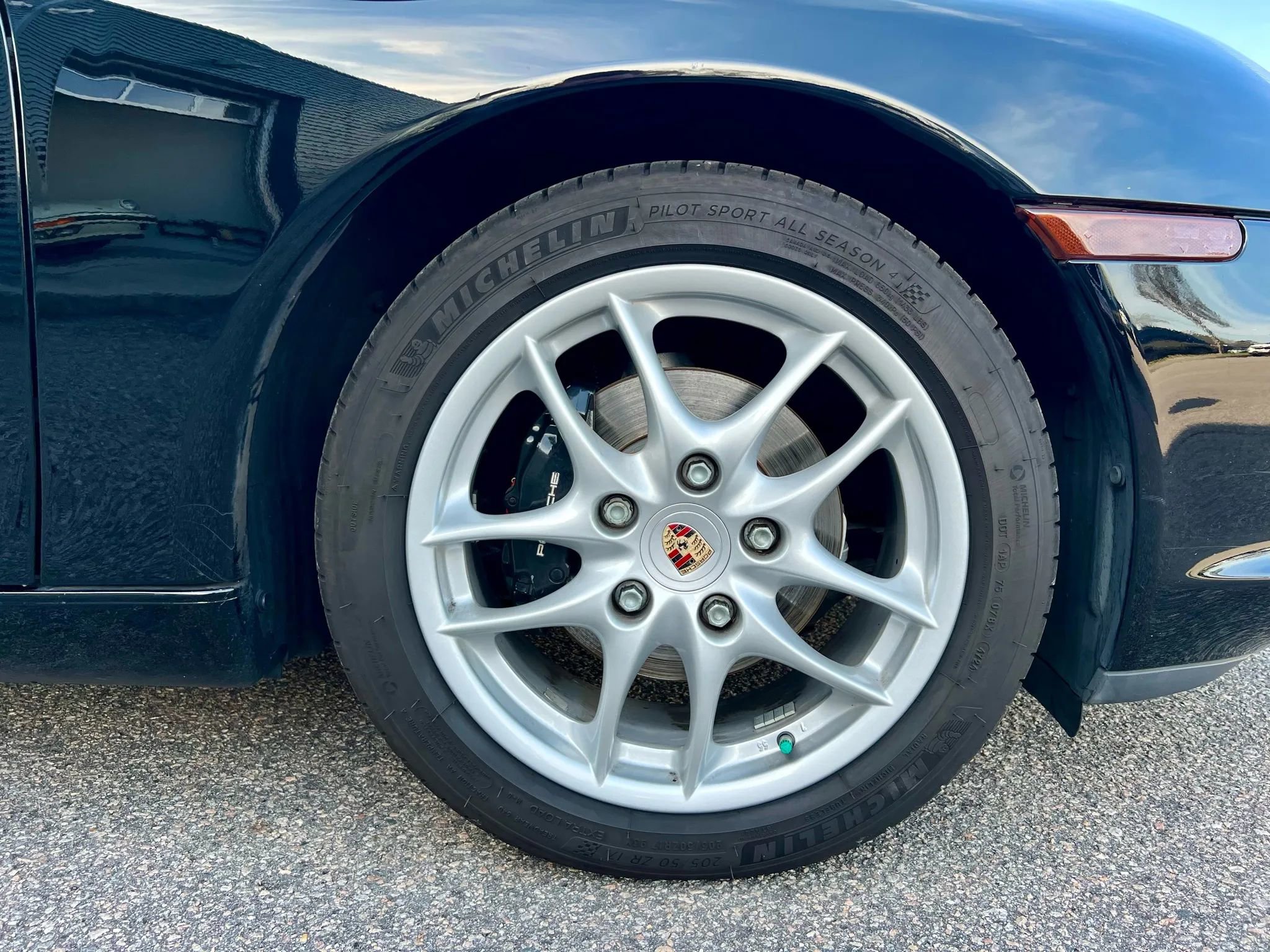 Used 2004 Porsche Boxster image 17