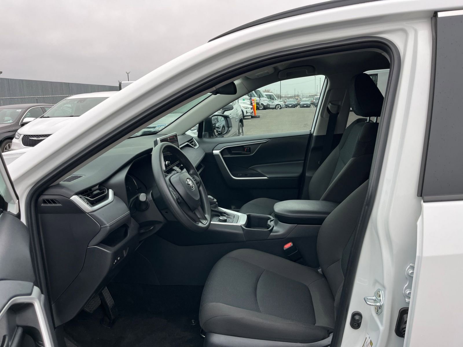 Used 2025 Toyota RAV4 LE image 25