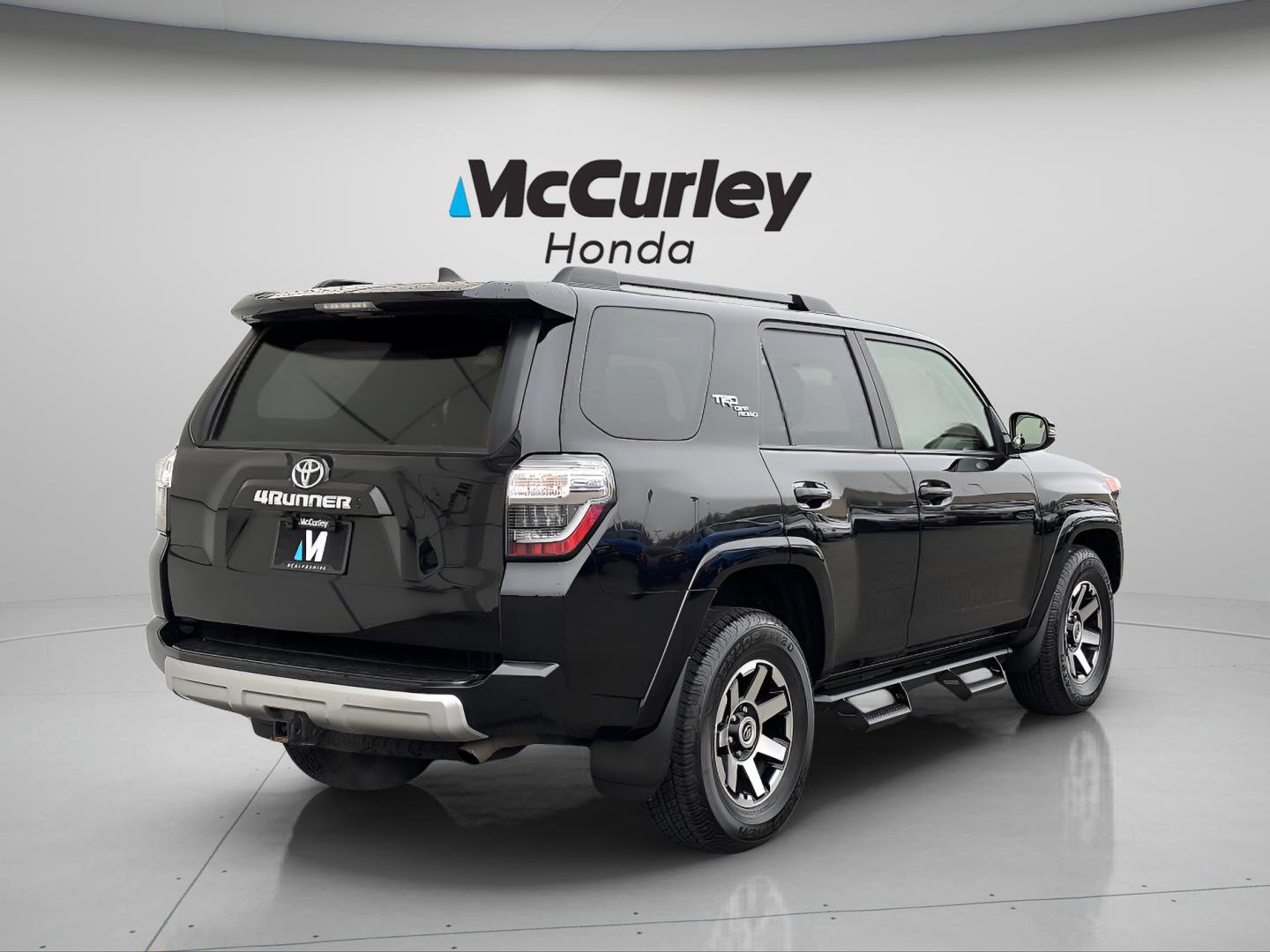 Used 2024 Toyota 4Runner TRD Off-Road Premium w/ Off Road Premium Plus Package image 3