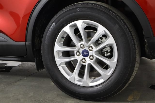 Used 2022 Ford Escape SE w/ Convenience Package FWD image 32