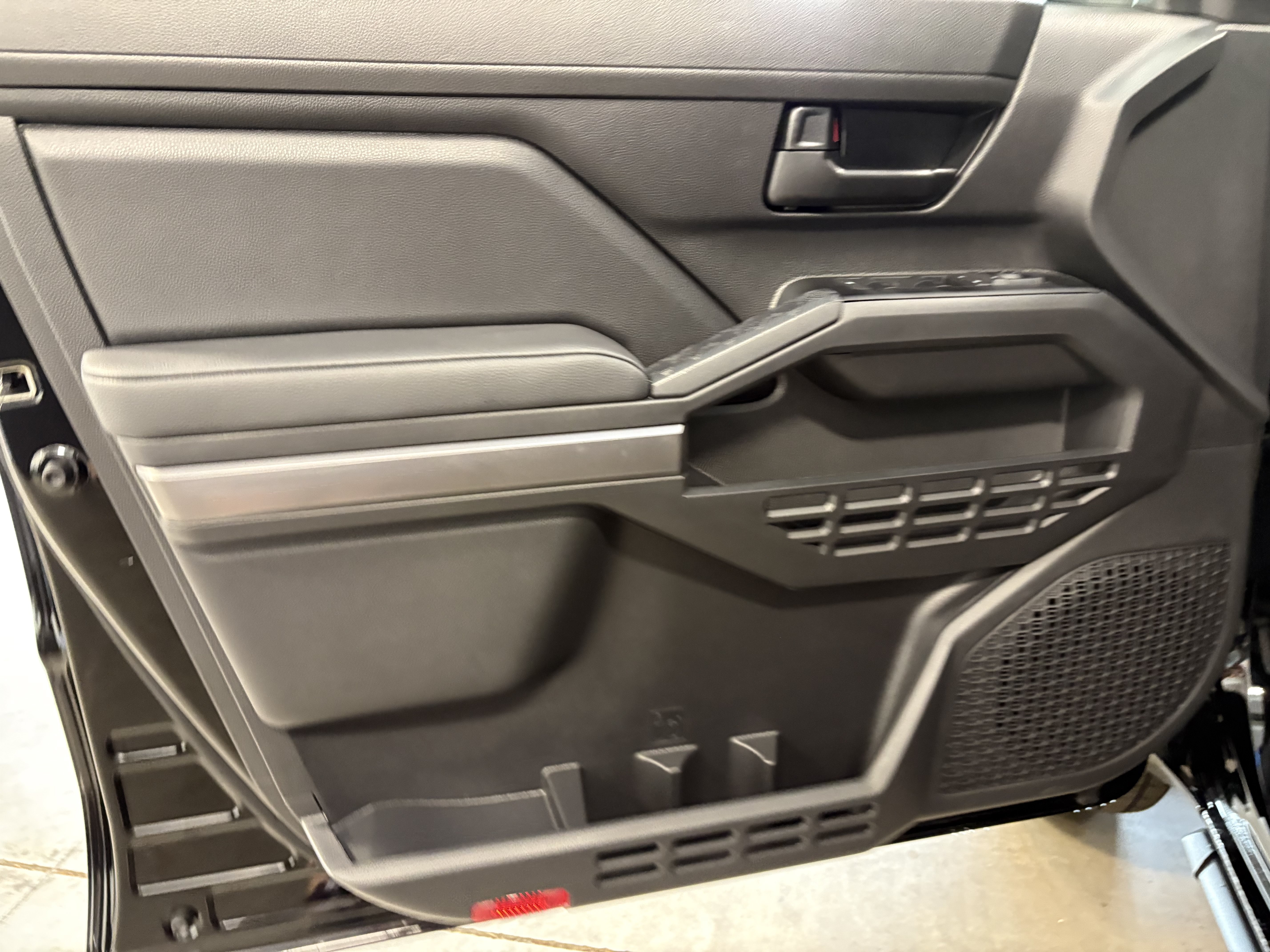 New 2026 Toyota Tacoma SR5 AWD/4WD image 7