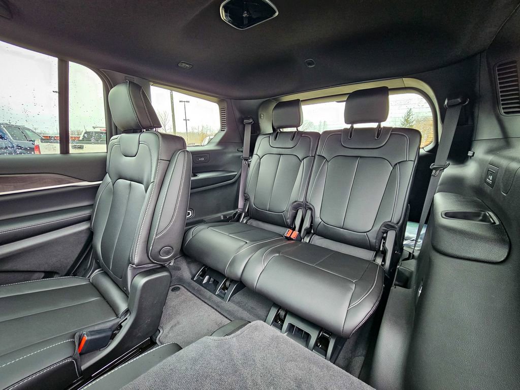 New 2025 Jeep Grand Cherokee L Limited image 37