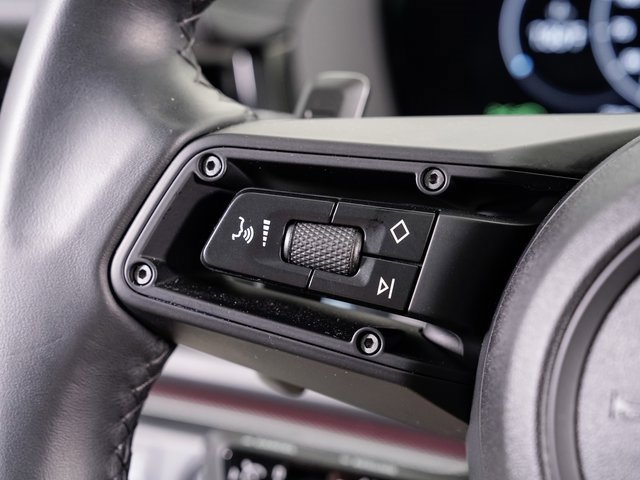 Certified 2025 Porsche Panamera 4 image 13