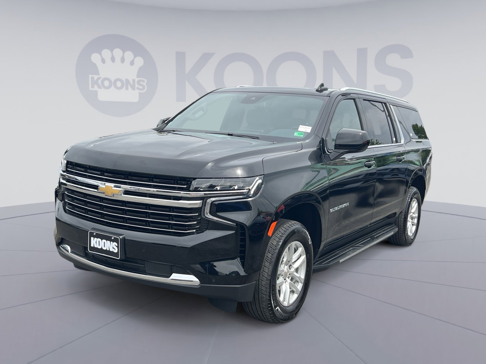 Used 2024 Chevrolet Suburban LT AWD/4WD image 5