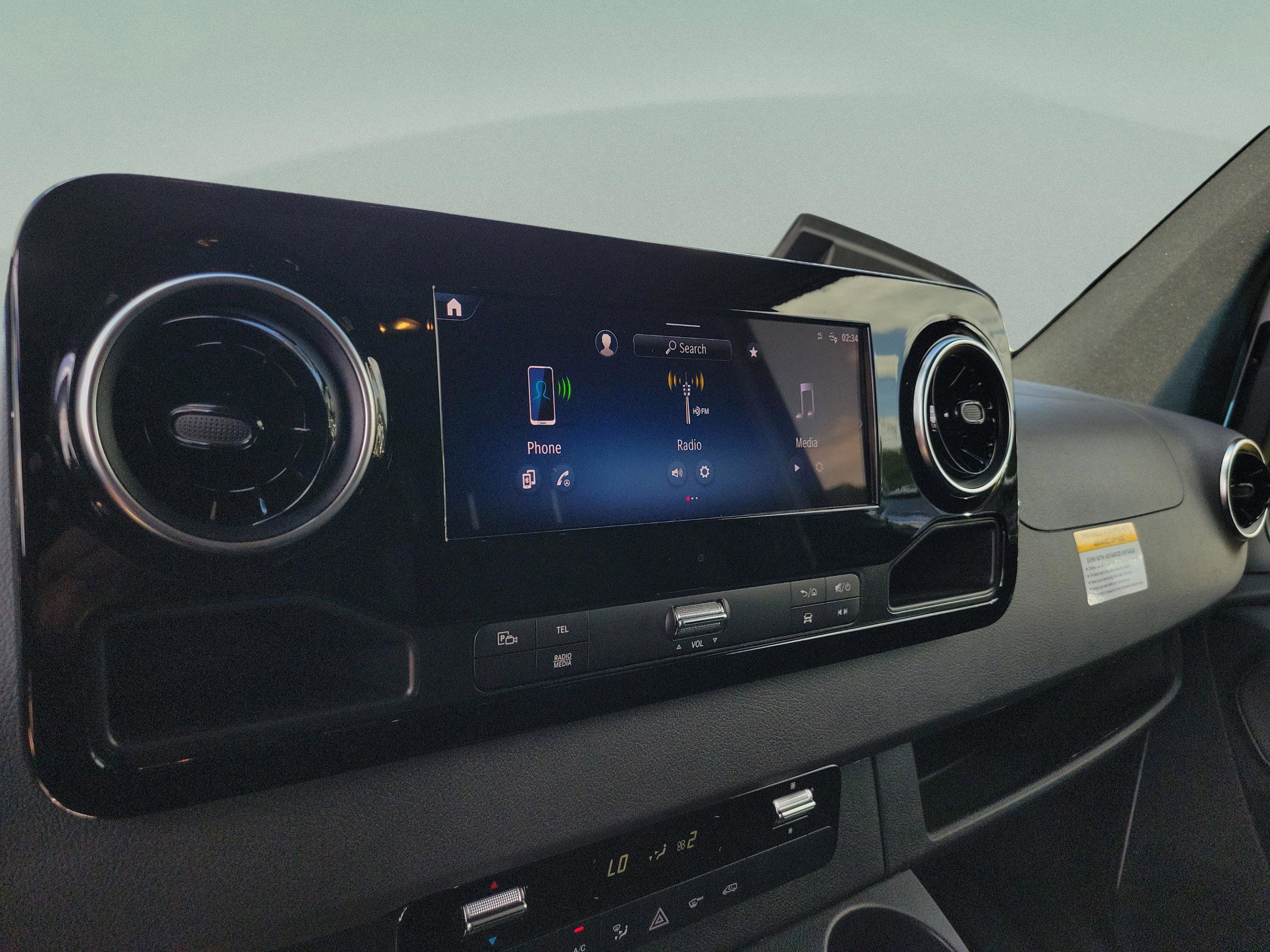 Used 2025 Mercedes-Benz Sprinter 2500 image 22