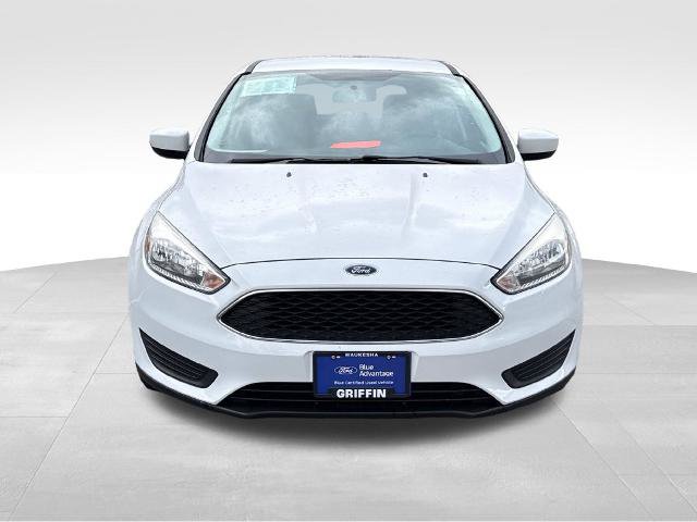 Certified 2018 Ford Focus SE w/ Interior Protection Package FWD image 4