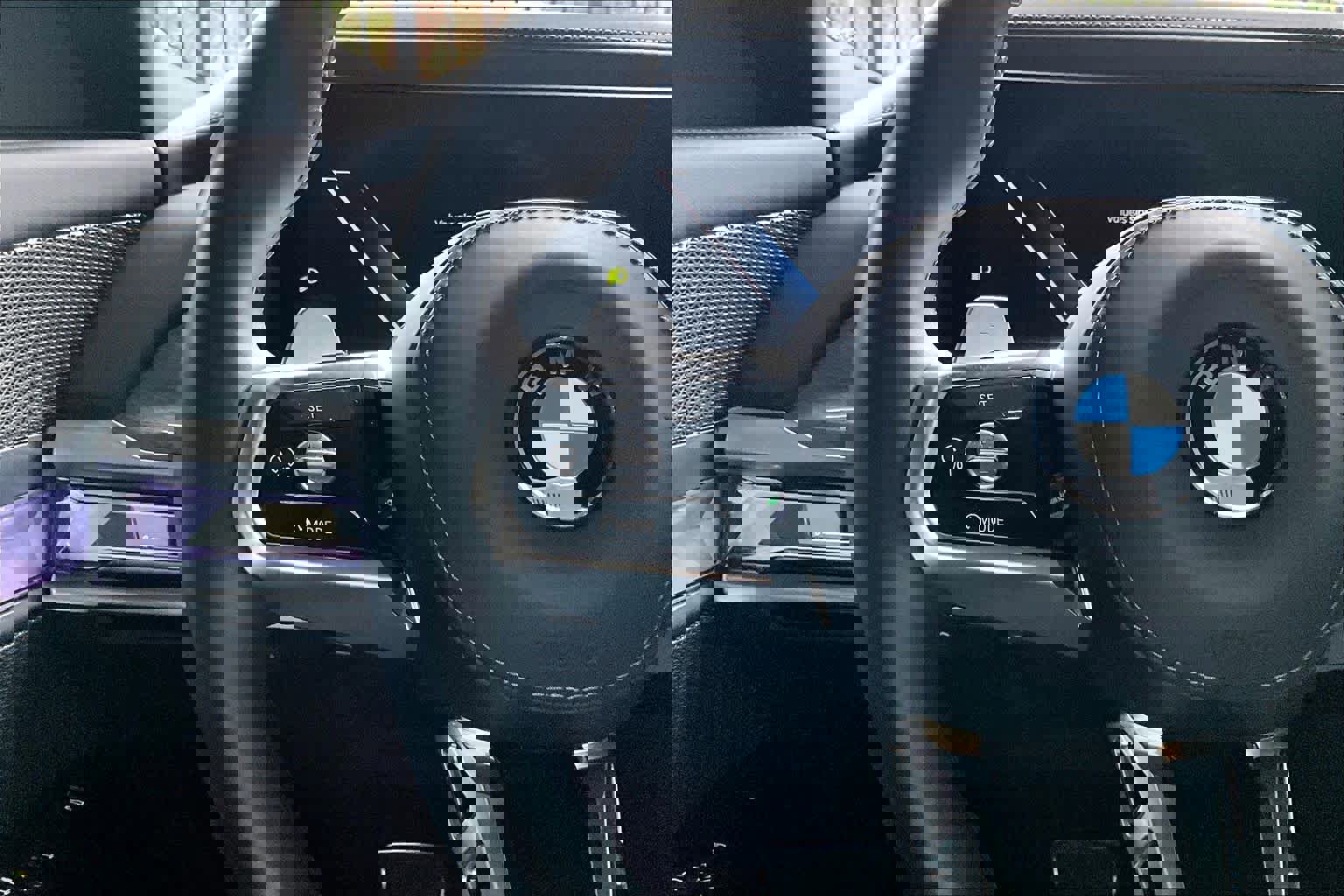 Used 2025 BMW 740i image 23