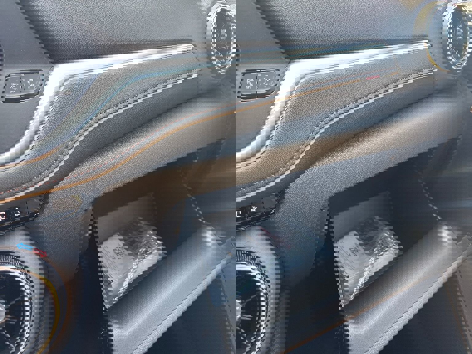 Used 2022 Chevrolet Blazer Premier image 24