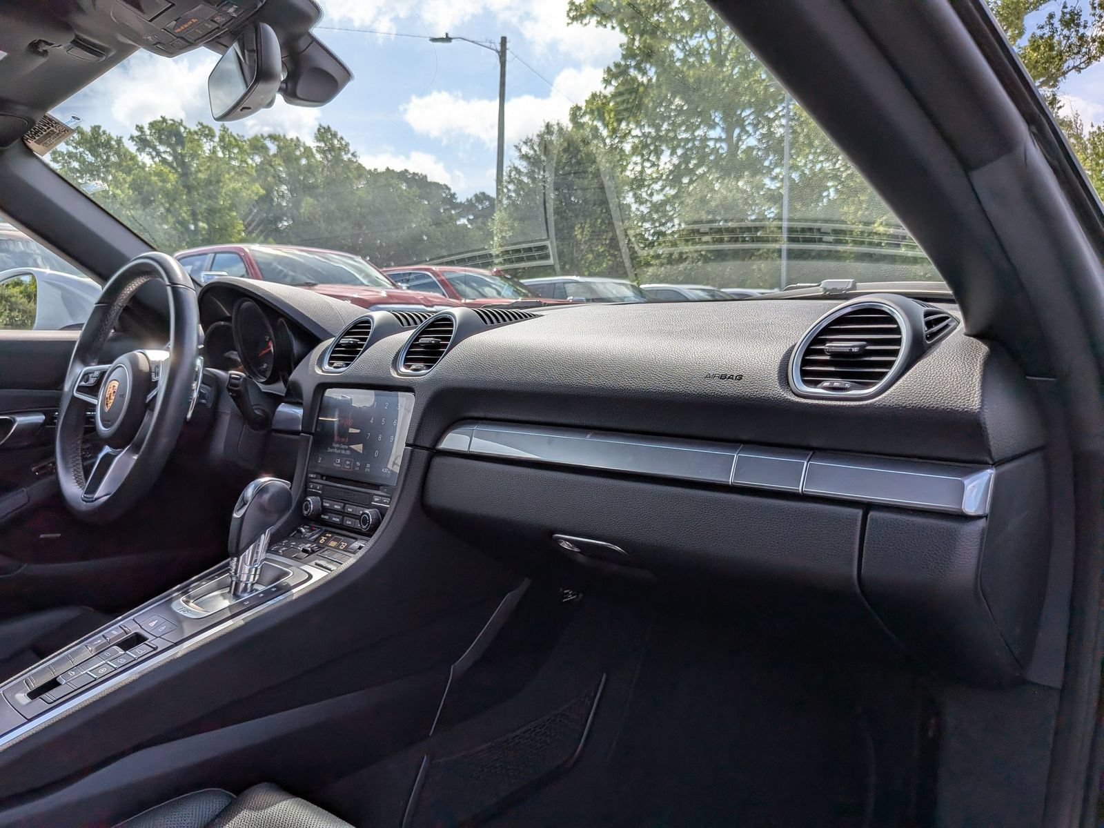 Used 2019 Porsche 718 Boxster RWD image 33