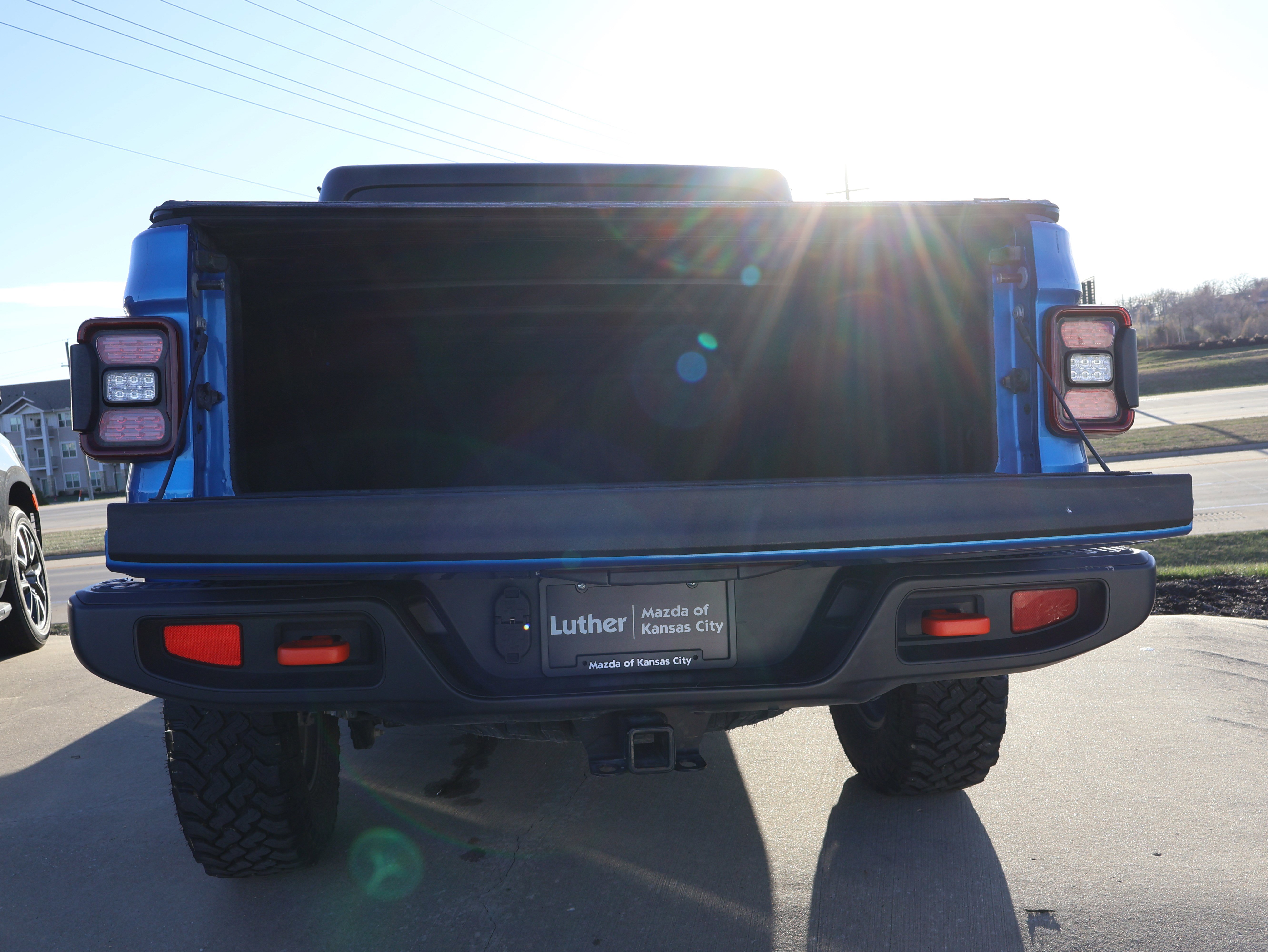 Used 2024 Jeep Gladiator Mojave w/ Technology Group image 20