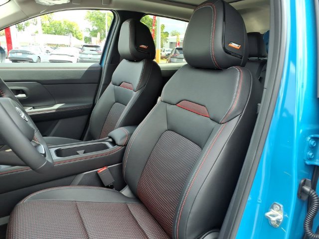 New 2026 Nissan Kicks SR FWD image 4