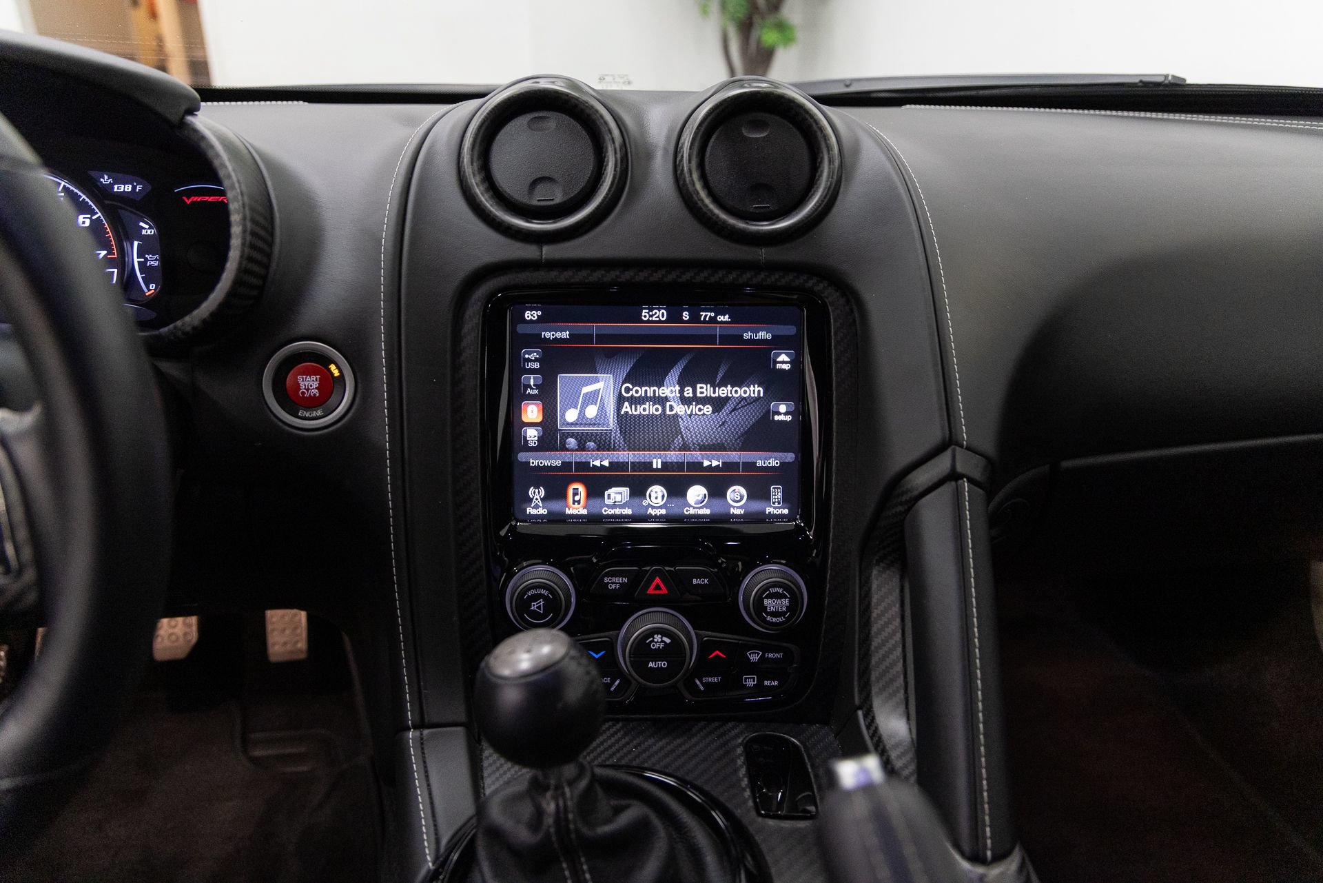 Used 2014 SRT Viper GTS w/ Exterior Carbon Fiber Package RWD image 9