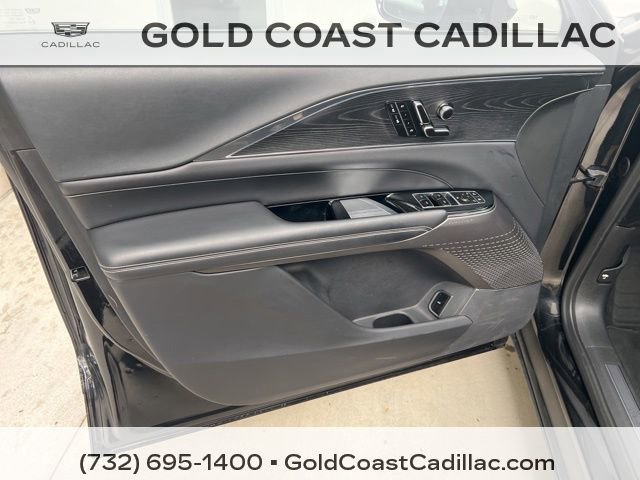 Used 2024 Cadillac Lyriq Sport AWD/4WD image 16
