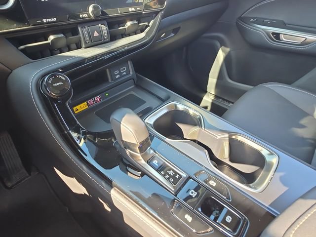 Used 2024 Lexus NX 250 FWD image 19