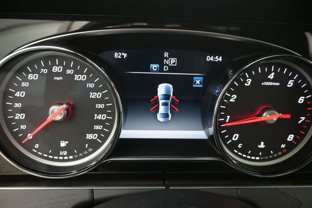 Used 2018 Mercedes-Benz E 300 4MATIC image 32