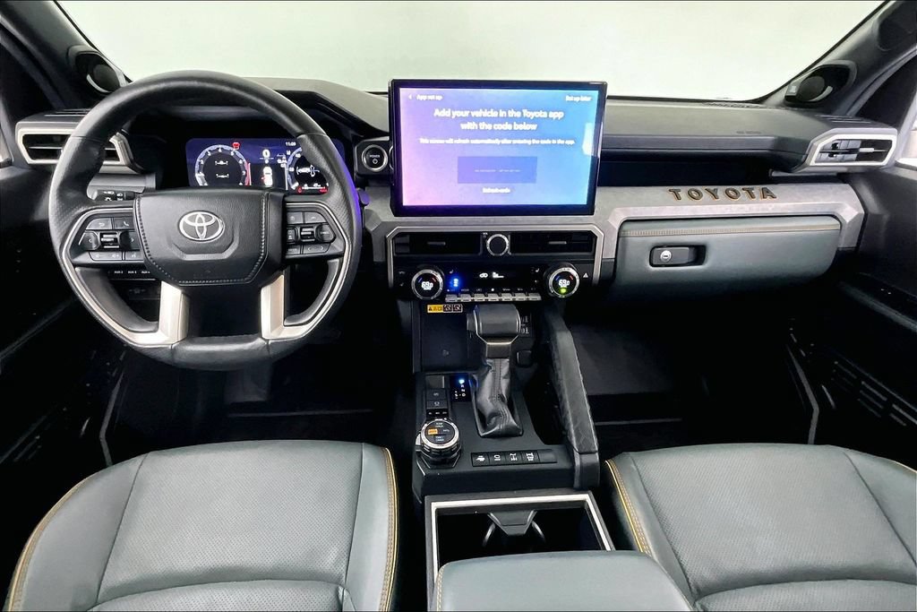 Used 2025 Toyota 4Runner Trailhunter AWD/4WD image 19