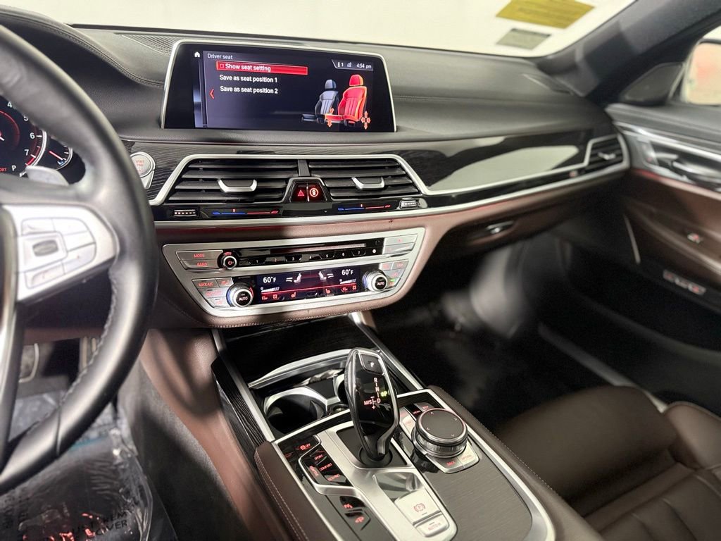 Used 2018 BMW 750i xDrive AWD/4WD image 15