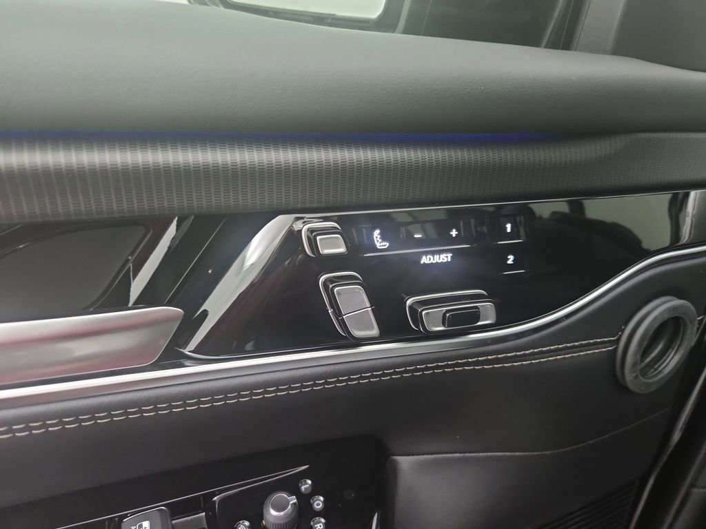 New 2026 Jeep Grand Wagoneer Summit w/ Rear Seat Video Group I image 20