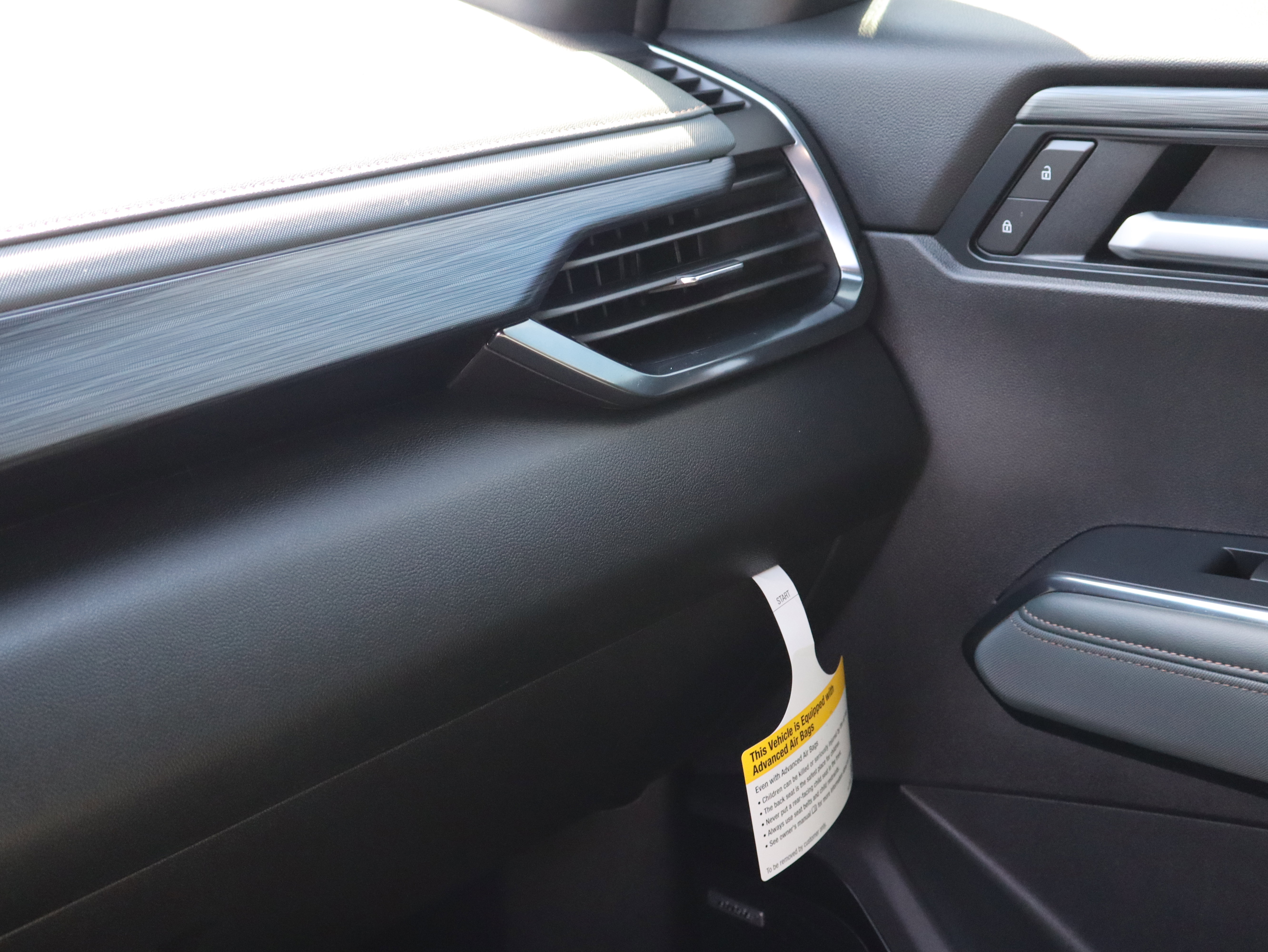 New 2026 GMC Acadia AT4 w/ Super Cruise Package image 37