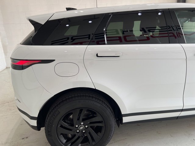 Used 2025 Land Rover Range Rover Evoque S image 6