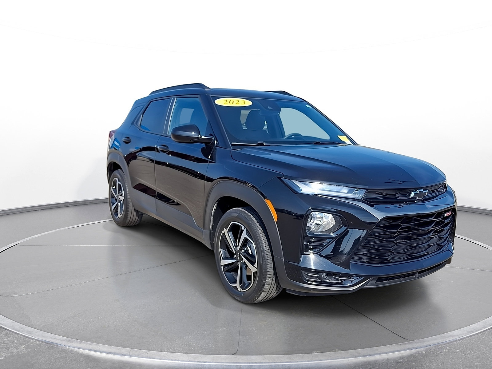Used 2023 Chevrolet TrailBlazer RS w/ Sun and Liftgate Package AWD/4WD video 2