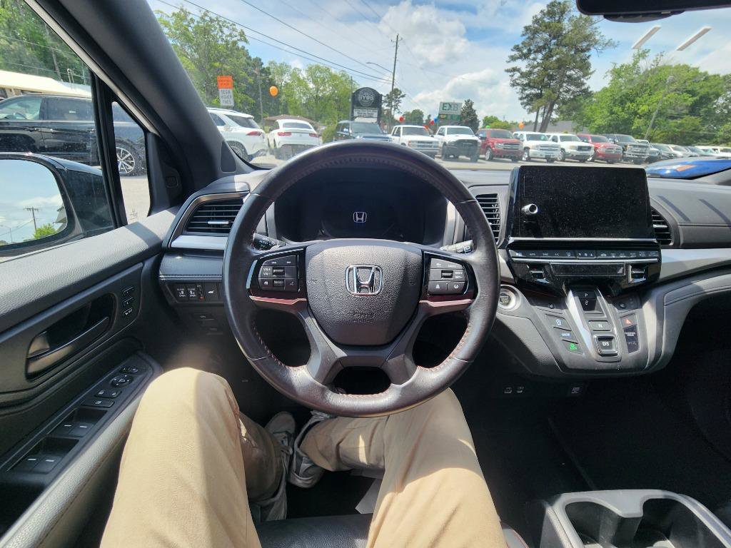 Used 2025 Honda Odyssey Sport-L image 19