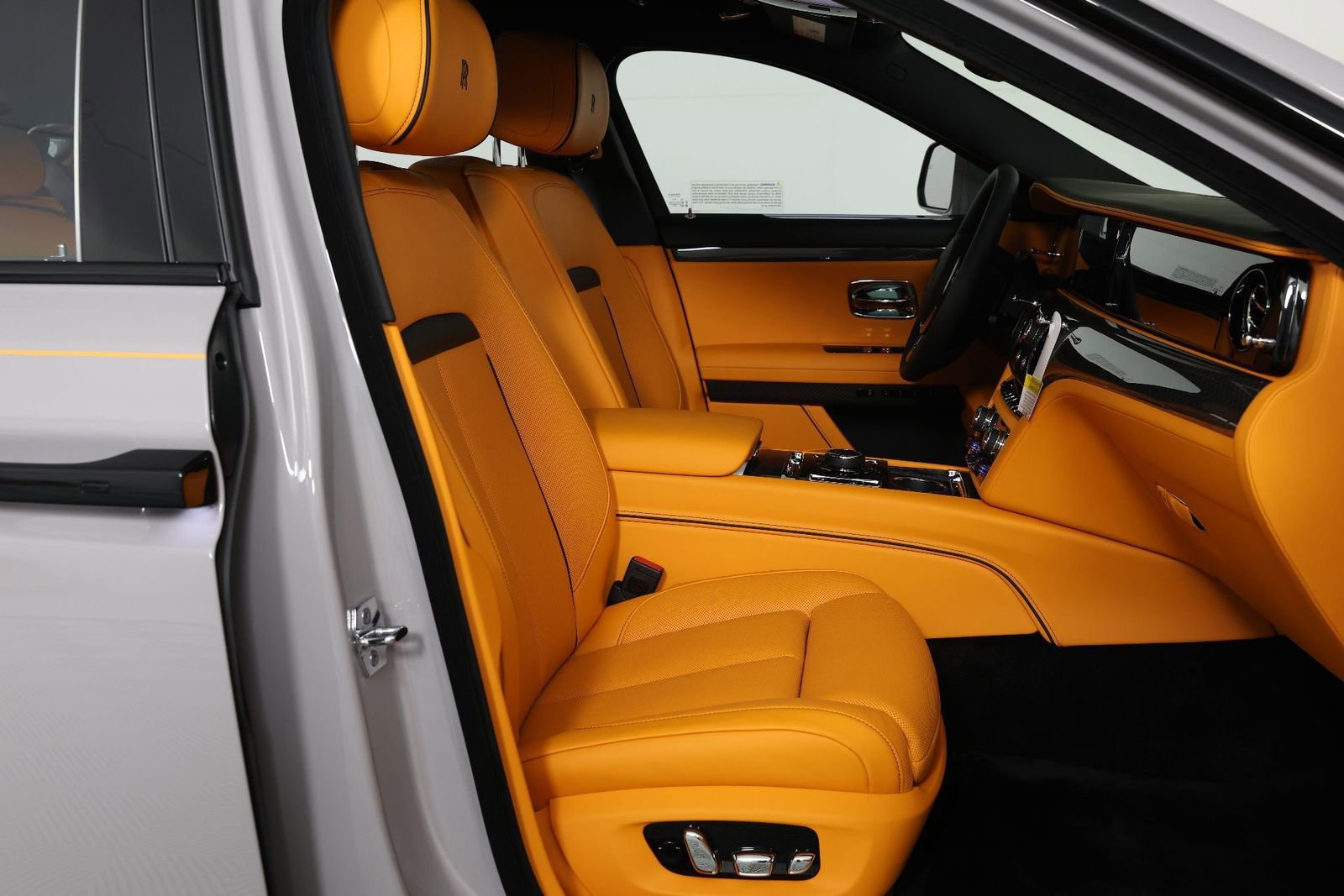 New 2026 Rolls-Royce Ghost Black Badge AWD/4WD image 34