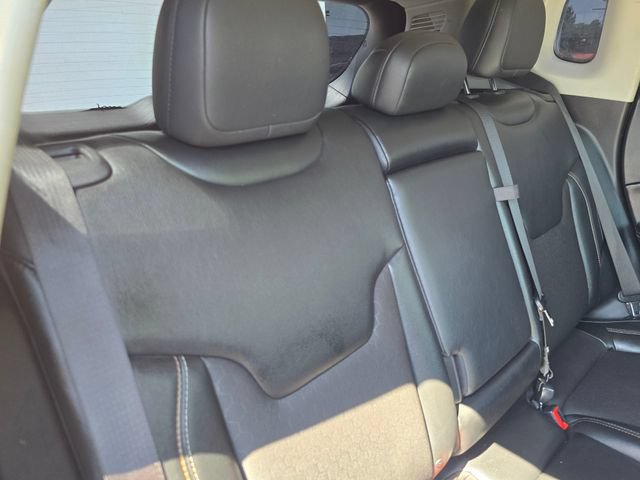 Used 2021 Jeep Compass Latitude w/ Mopar Graphics Package AWD/4WD image 33