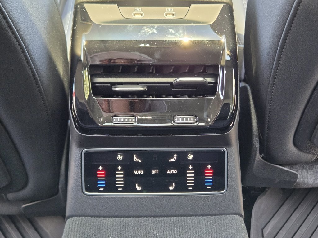 Certified 2026 Audi A6 Premium Plus w/ Premium Plus Package AWD/4WD image 38