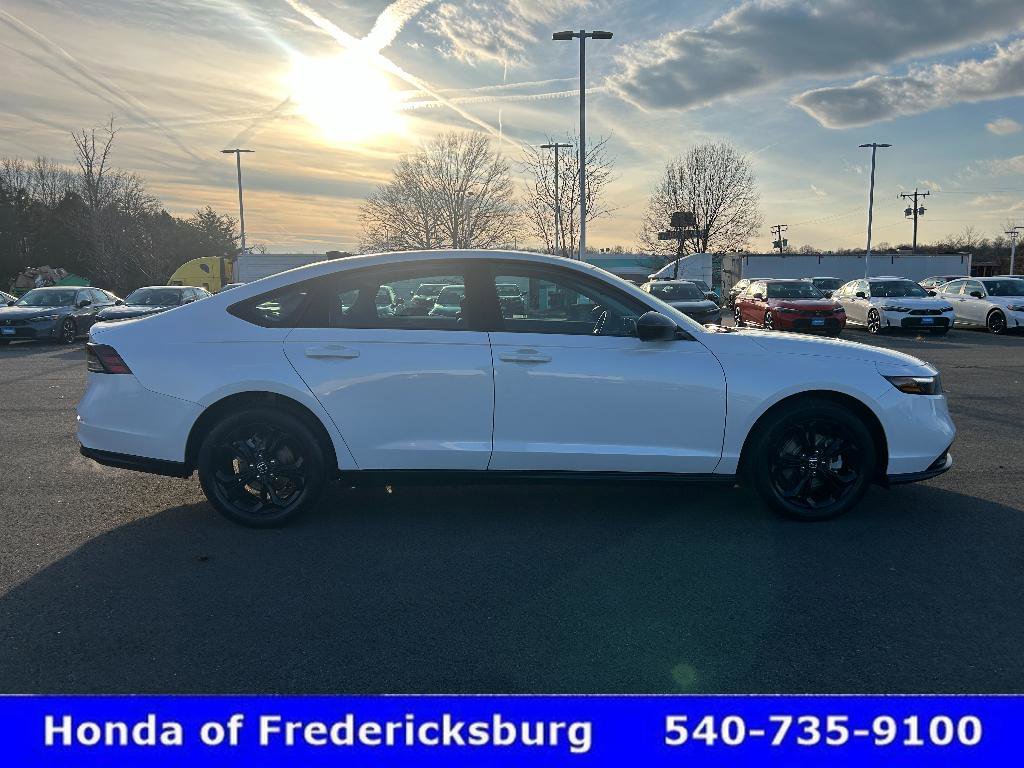 Certified 2025 Honda Accord SE image 7