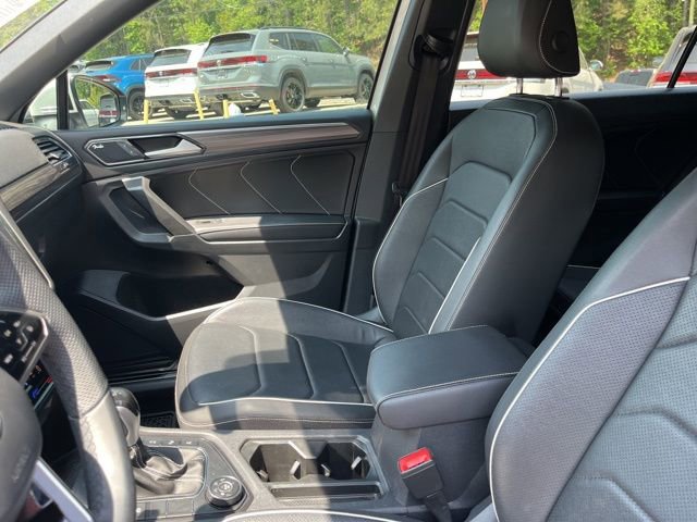 Used 2022 Volkswagen Tiguan SEL R-Line image 10
