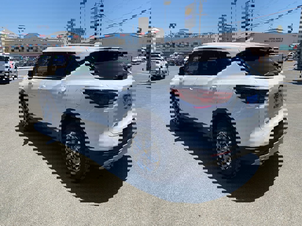 Used 2023 Chevrolet Blazer LT image 10