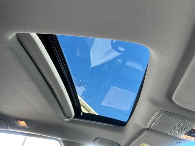 Used 2024 Honda Odyssey EX-L image 17