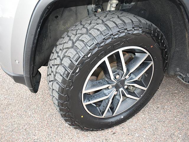 Used 2019 Jeep Grand Cherokee Trailhawk w/ Trailhawk Luxury Group image 10