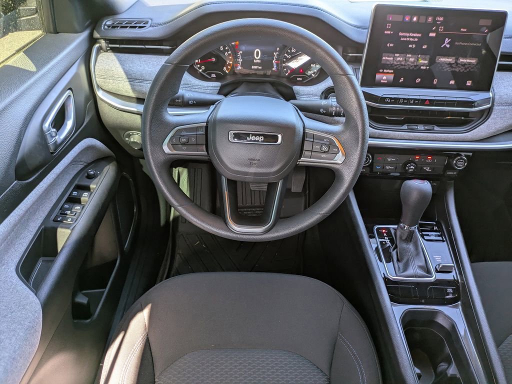 Used 2024 Jeep Compass Sport image 16