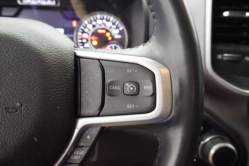 Used 2023 RAM 1500 Big Horn AWD/4WD image 39