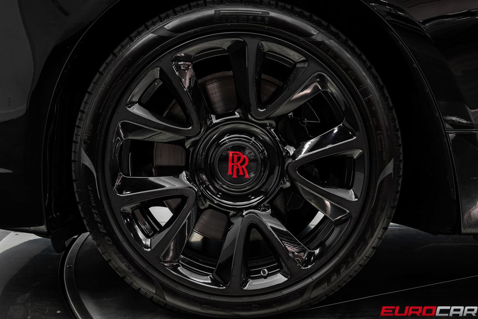 Used 2019 Rolls-Royce Wraith RWD image 21