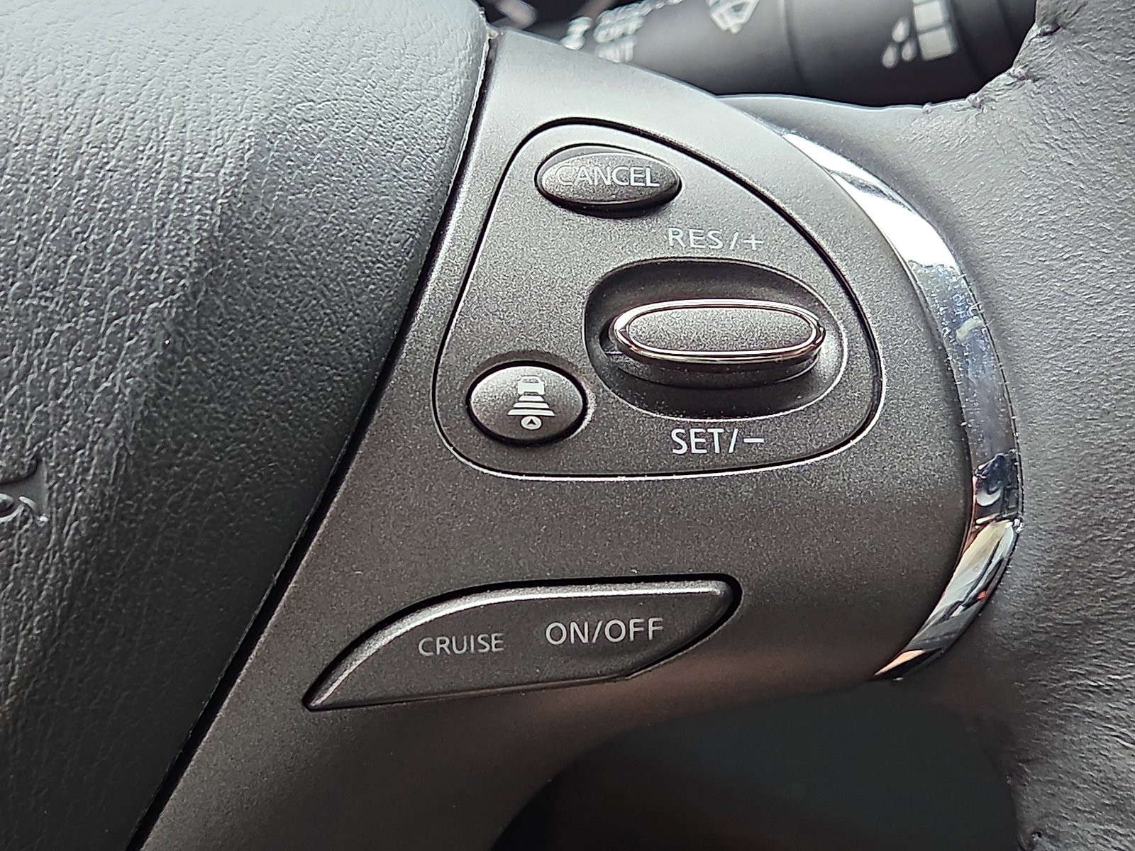 Used 2024 Nissan Murano Platinum w/ Cargo Package FWD image 22