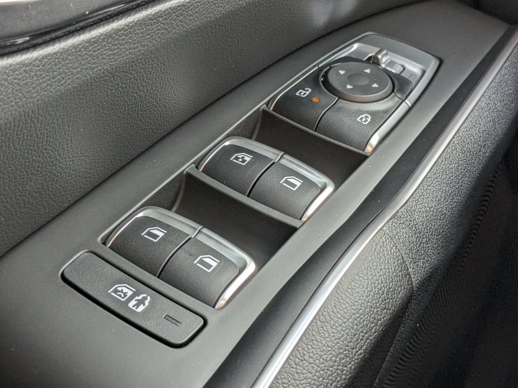 Used 2025 Kia Sorento EX w/ Panoramic Sunroof Package FWD image 23