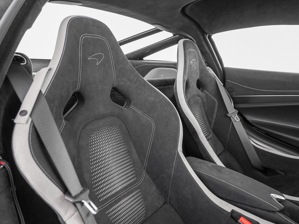 New 2027 McLaren 750S RWD image 27