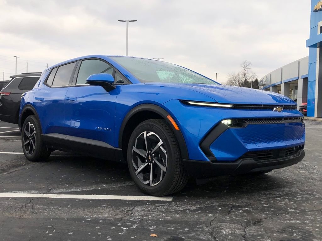 New 2026 Chevrolet Equinox EV LT image 7
